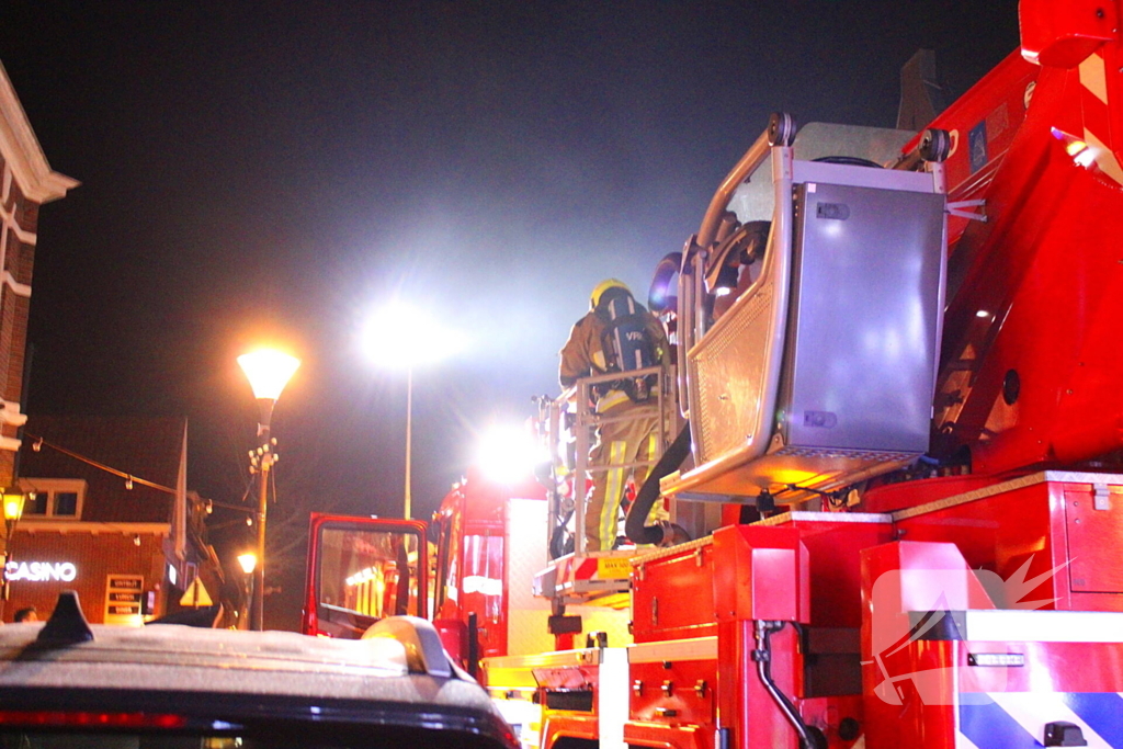 Veel rook bij brand in woning