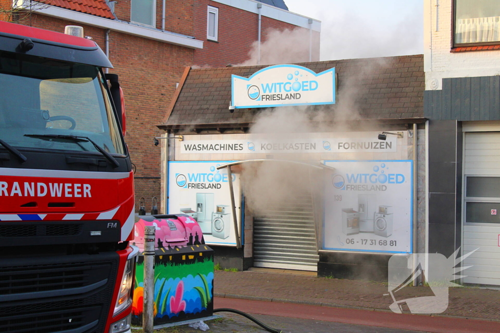Flinke rookontwikkeling bij brand in winkel
