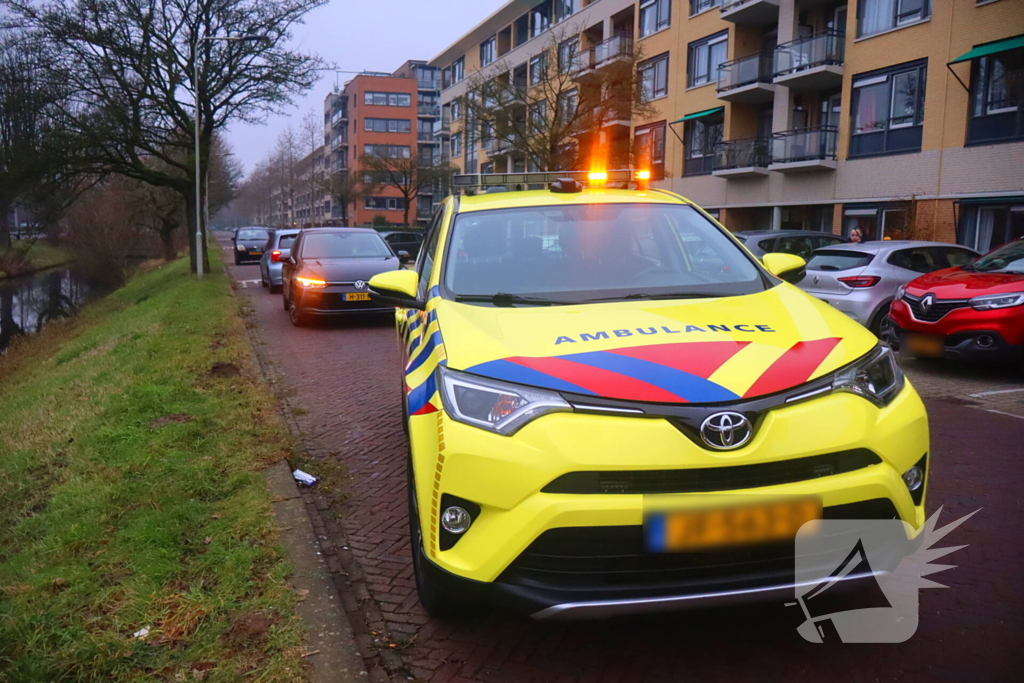 Hulpdiensten groots ingezet voor een brommobiel te water