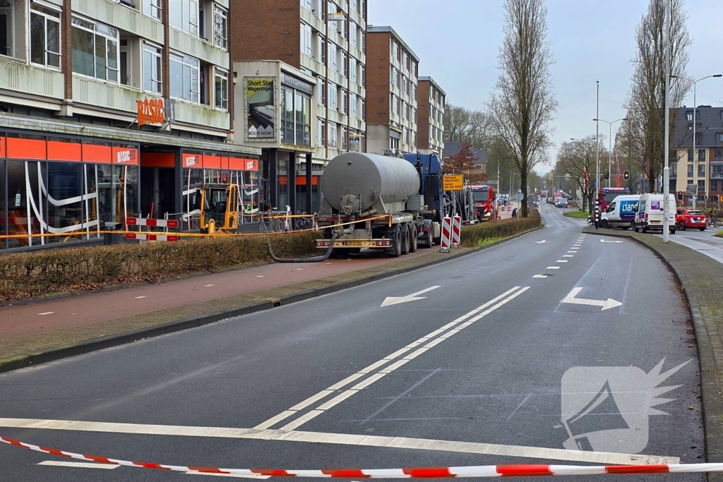 Brandweer schaalt groter op bij gaslekkage