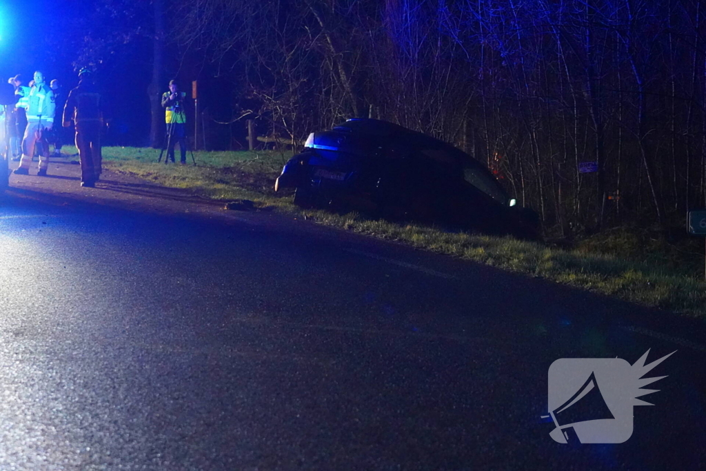 Trekker en auto in botsing