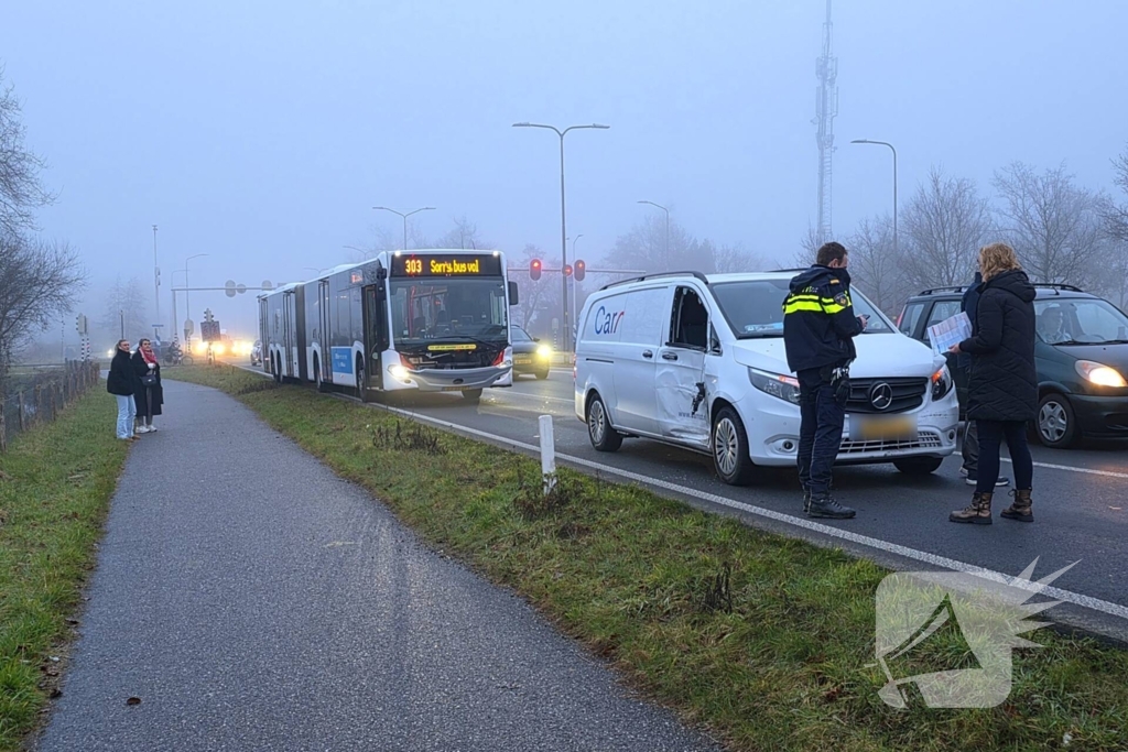 Drie voertuigen betrokken bij ongeval
