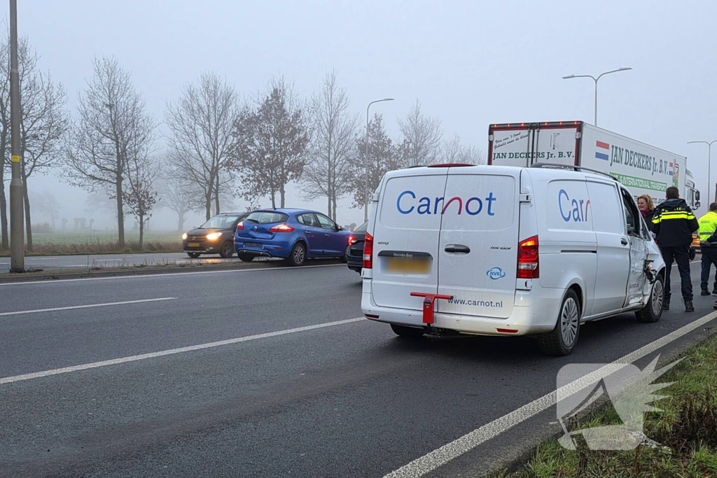 Drie voertuigen betrokken bij ongeval