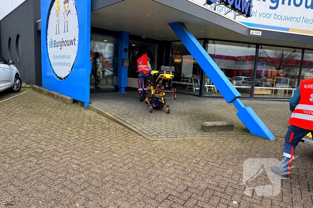 Fietser aangereden op kruising door automobilist