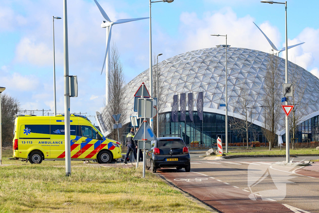 Scooterrijder gewond bij botsing met auto