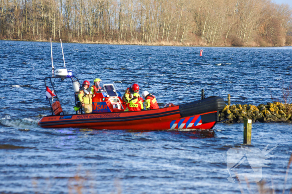 Grote zoekactie naar persoon te water