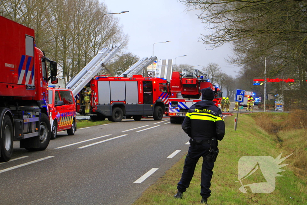Flinke rook ontwikkeling bij grote brand
