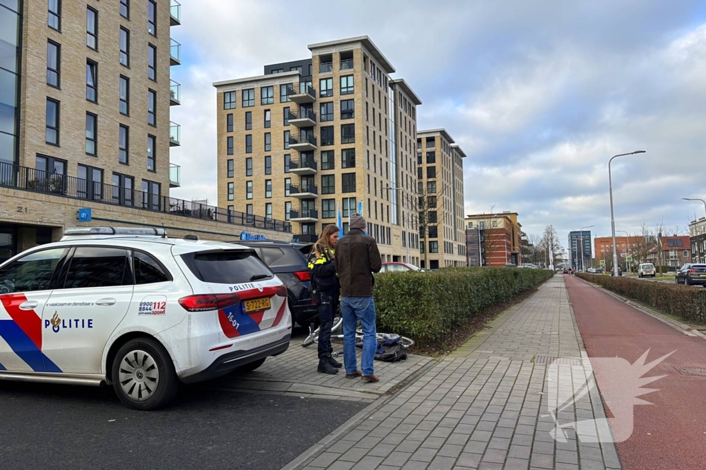 Bestuurder rijdt door na ongeval met fietser