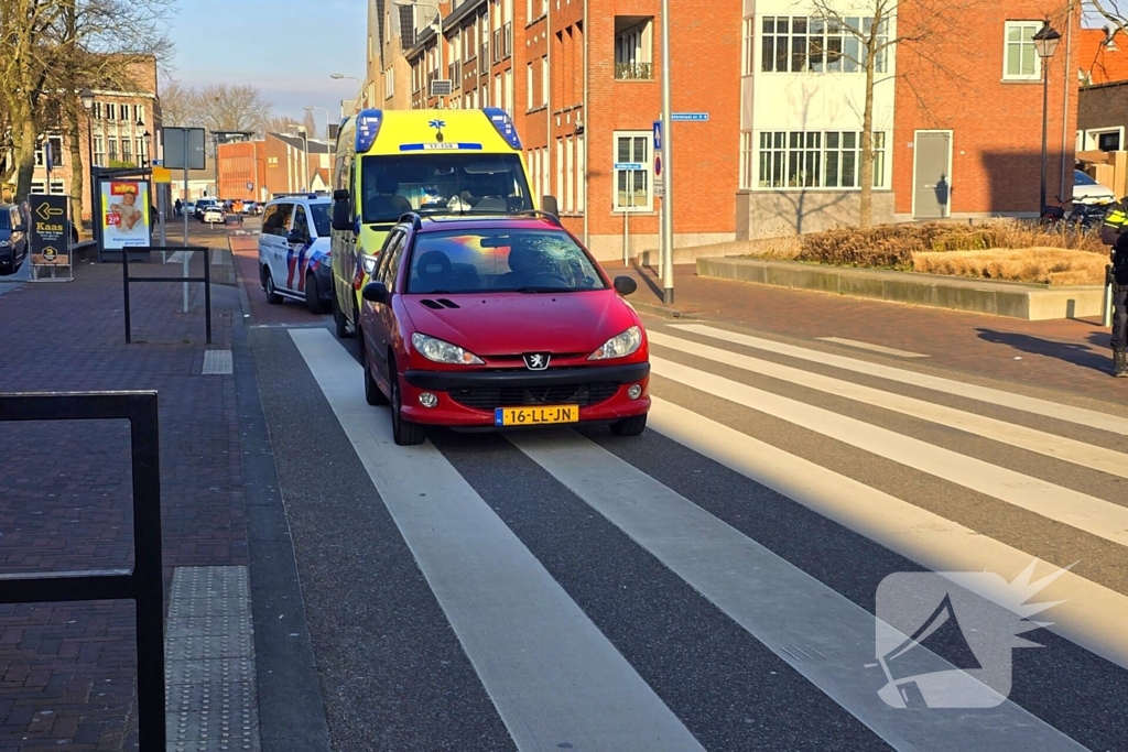 Persoon geschept op oversteekplaats