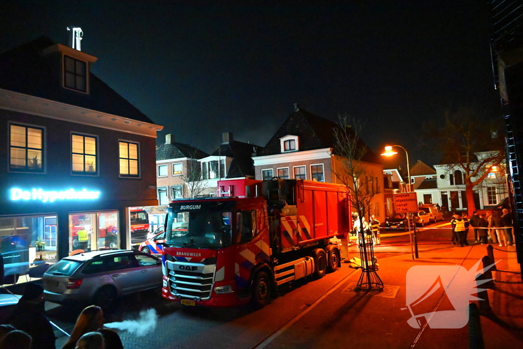 Grote uitslaande brand in gebouw
