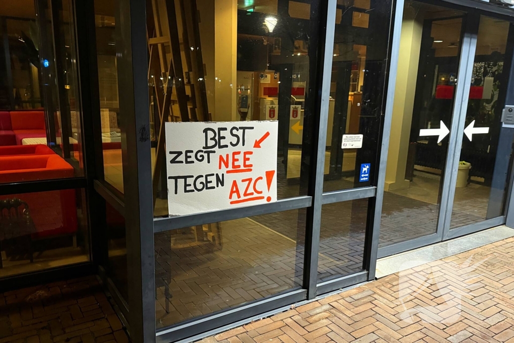 Demonstratie tegen komst asielzoekerscentrum