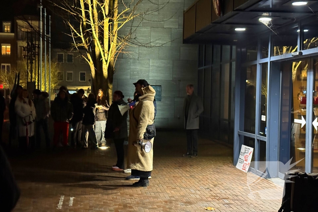 Demonstratie tegen komst asielzoekerscentrum