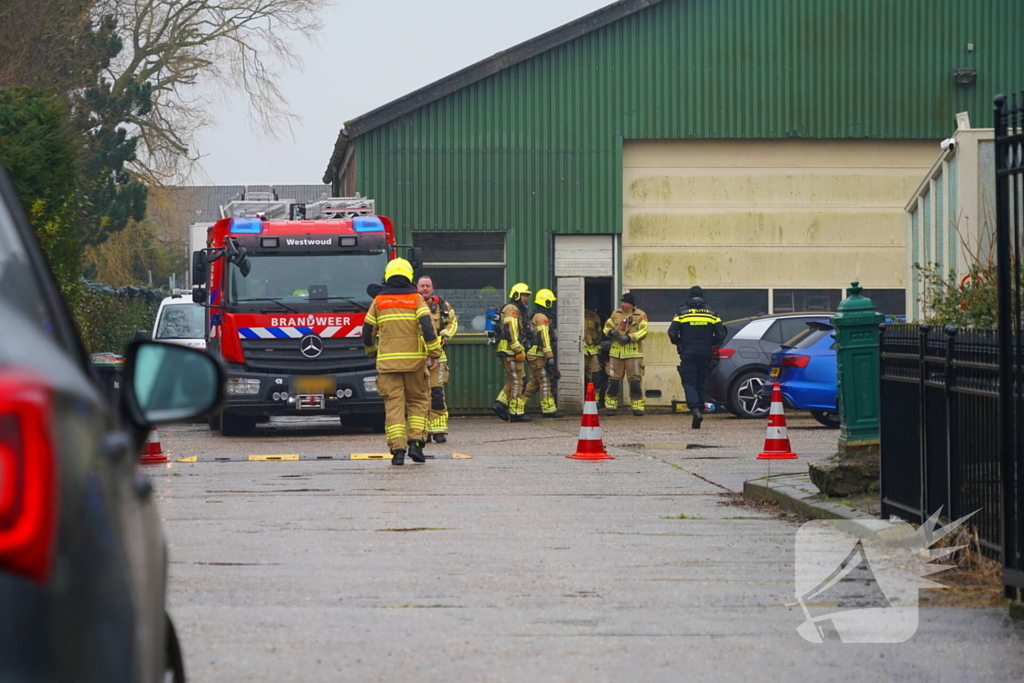 Politie treft mogelijk drugslab aan, twee aanhoudingen