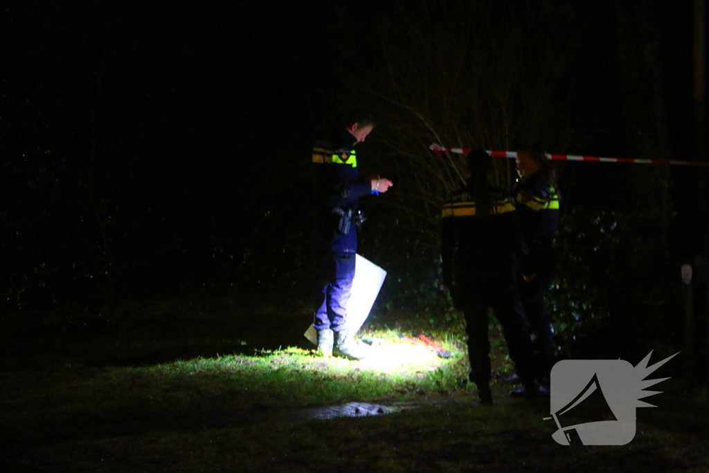 Zwaargewonde aangetroffen in tuin van woning