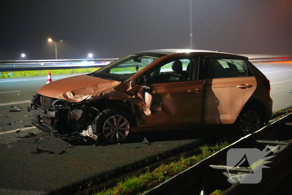 Forse schade na ongeval op snelweg
