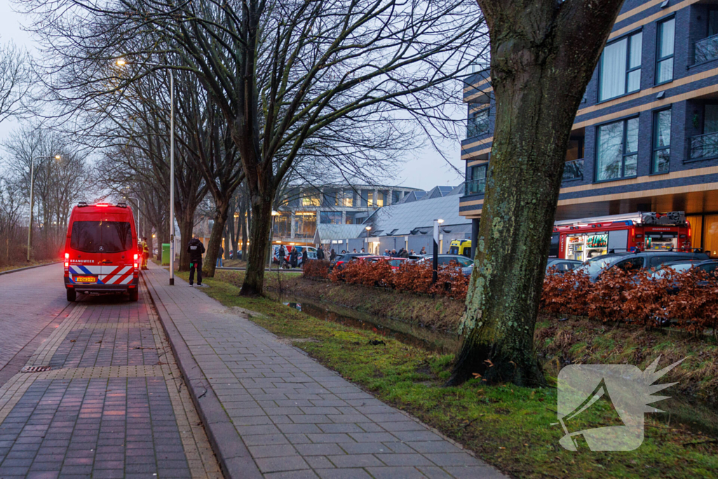 Flinke rook ontwikkeling bij grote brand in appartement