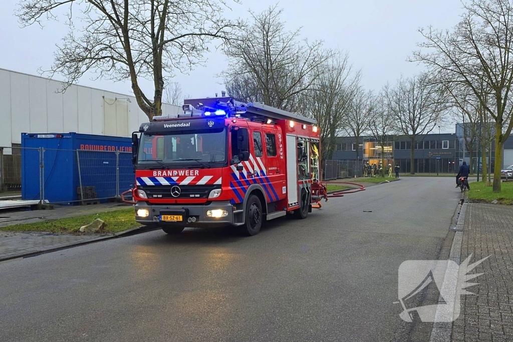 Grote brand in bedrijfspand van koekjesfabriek