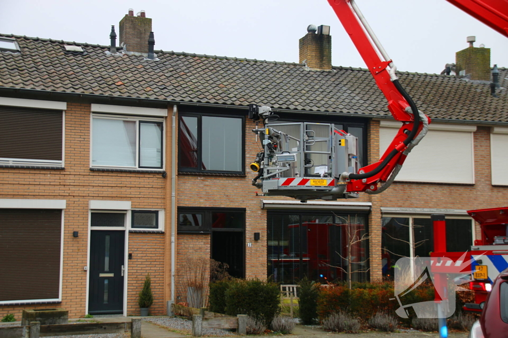 Schoorsteenbrand, brandweer grijpt snel in