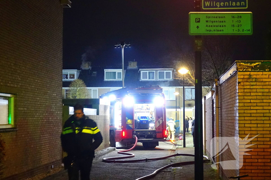 Voertuig zwaar beschadigd door brand