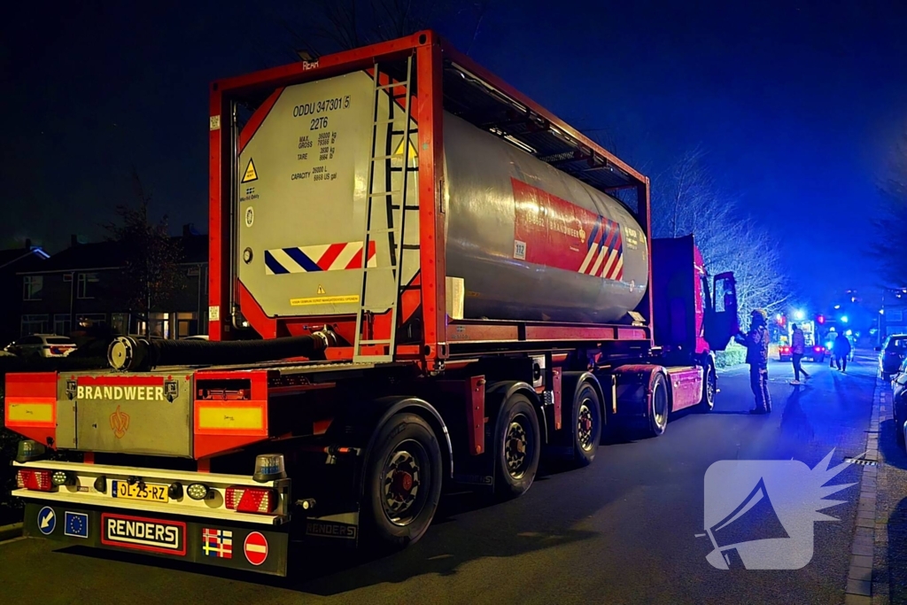 Grote uitslaande brand in woning