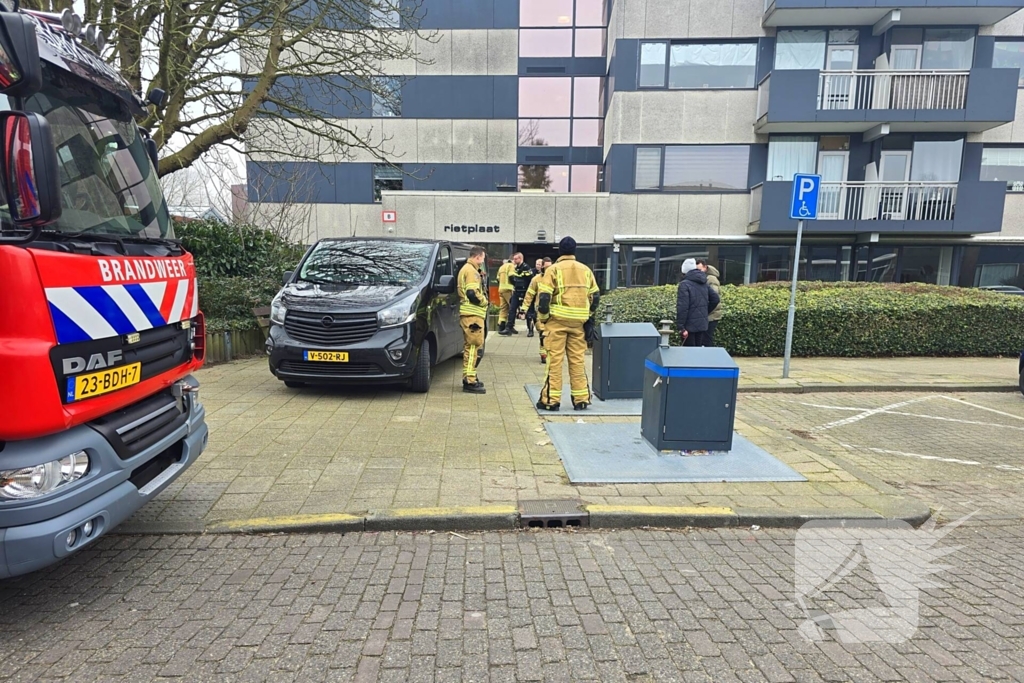 Rook in pand door slijpwerkzaamheden