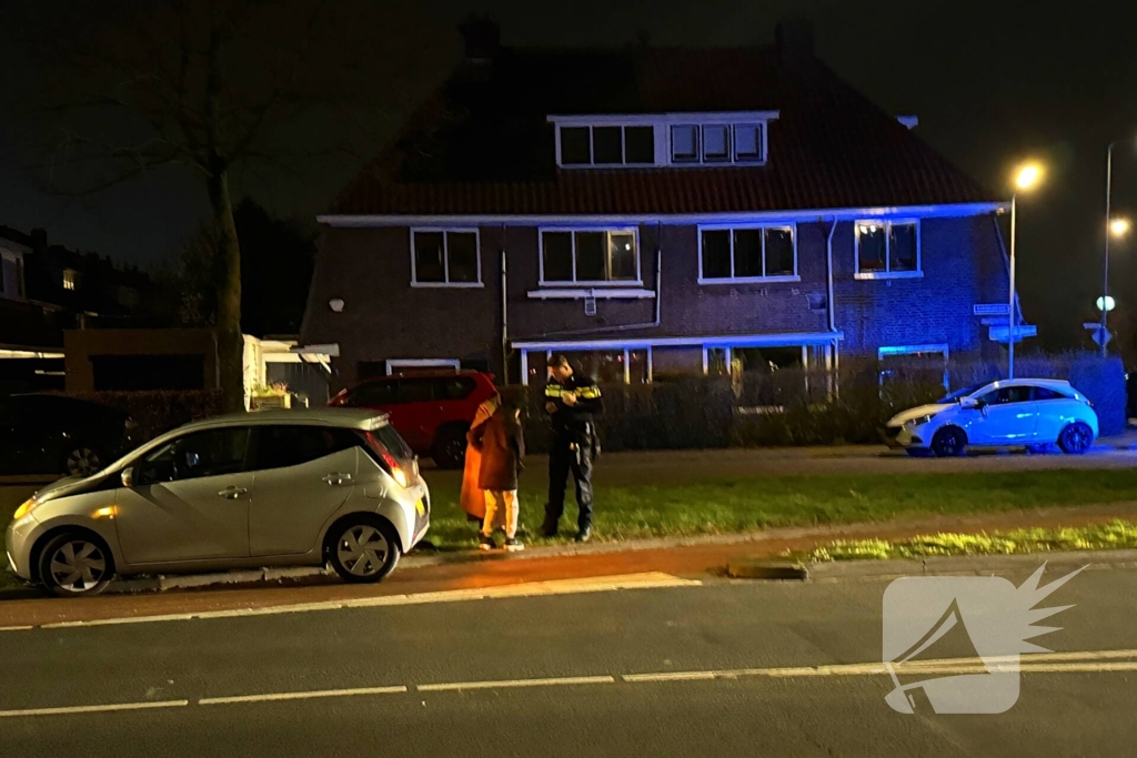 Maaltijdbezorger geschept door auto