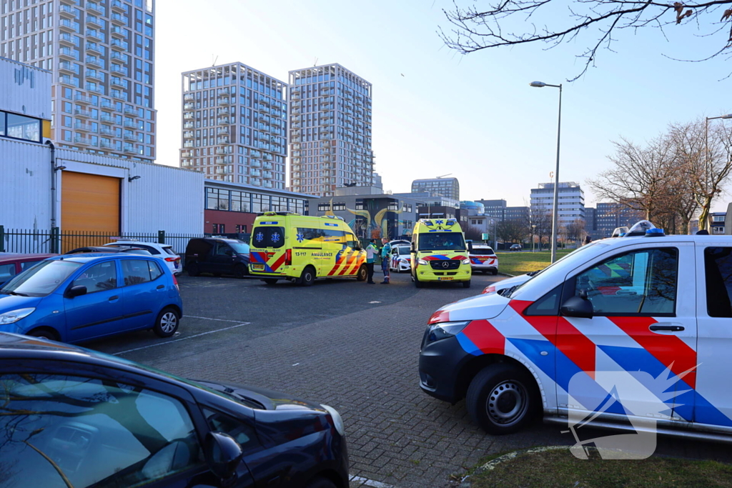 Politie doet onderzoek naar steekpartij