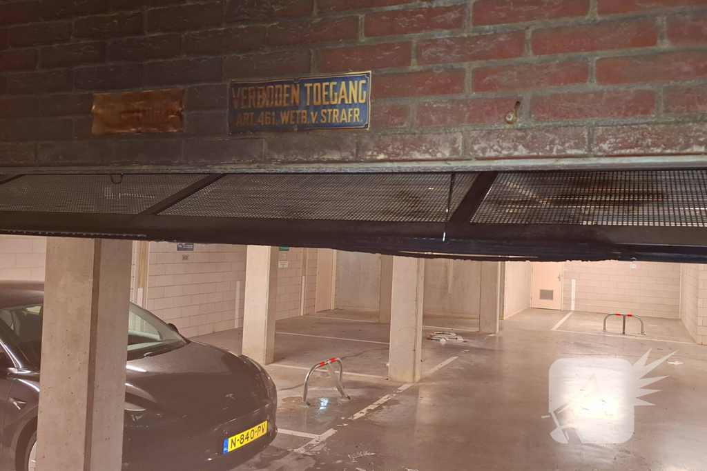 Brandweer ingezet voor brandende kerstboom