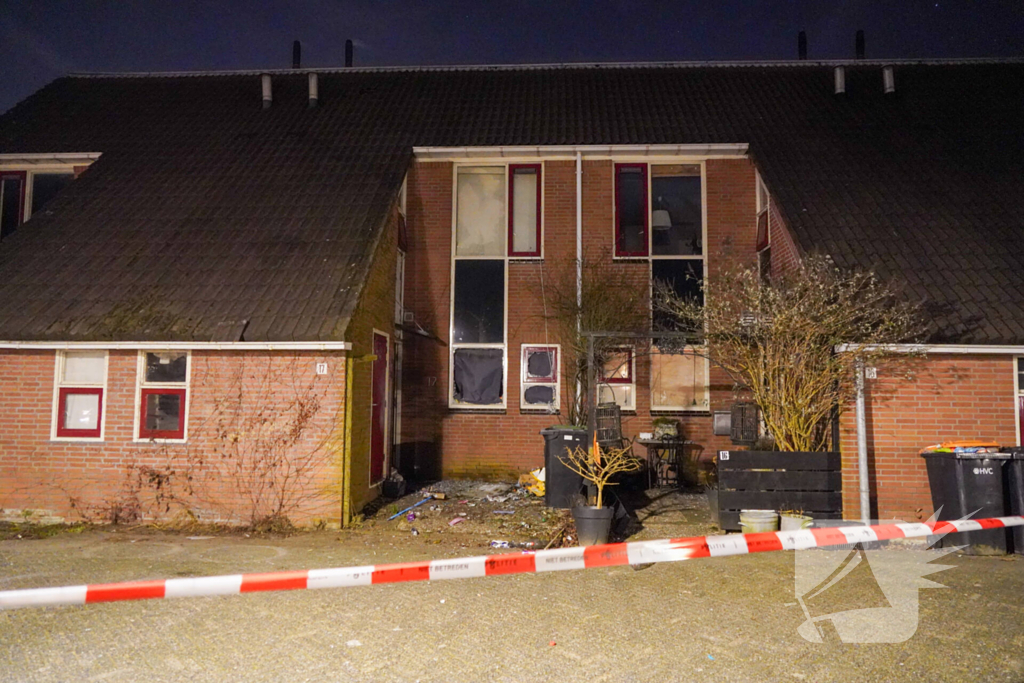 Veel schade aan woning door explosie