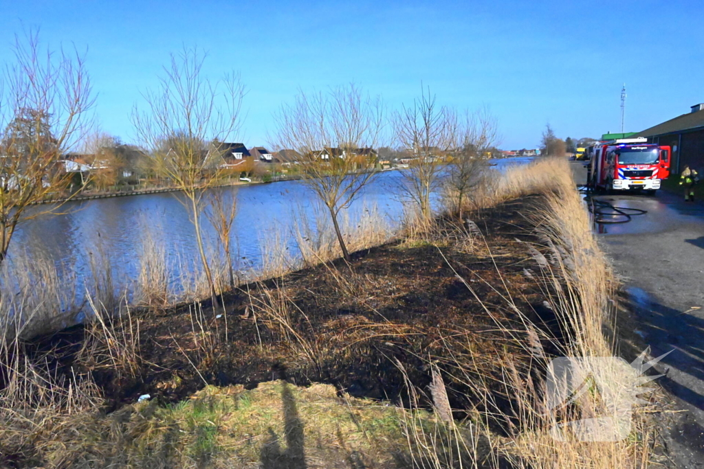 Flinke oppervlakte riet verbrand