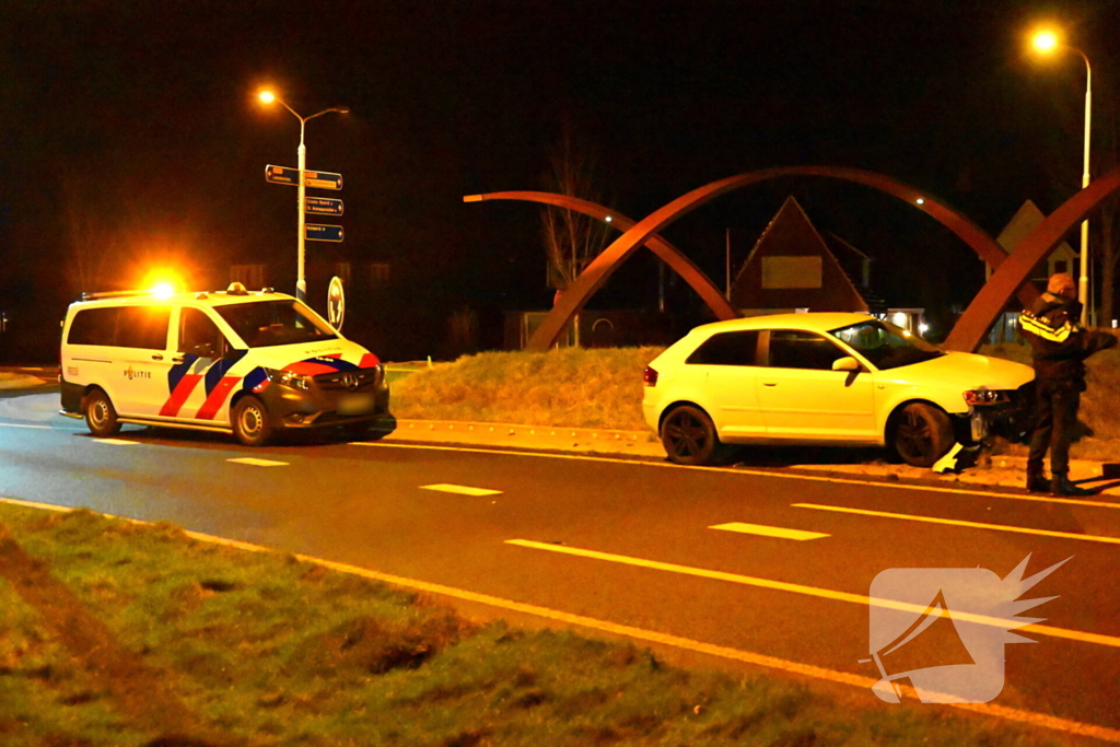 Bestuurder spoorloos na eenzijdige aanrijding