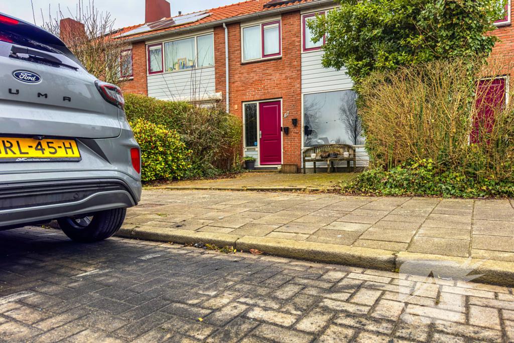 Explosie beschadigt woning