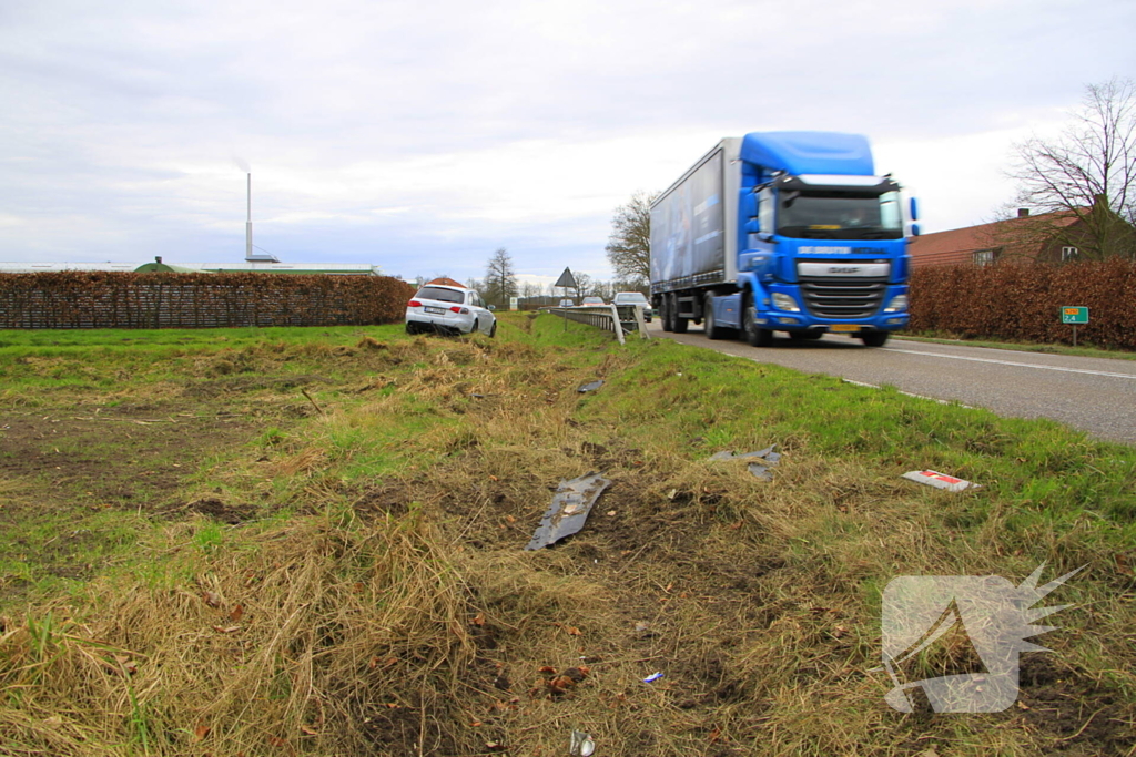 Auto zwaar beschadigd bij ongeval