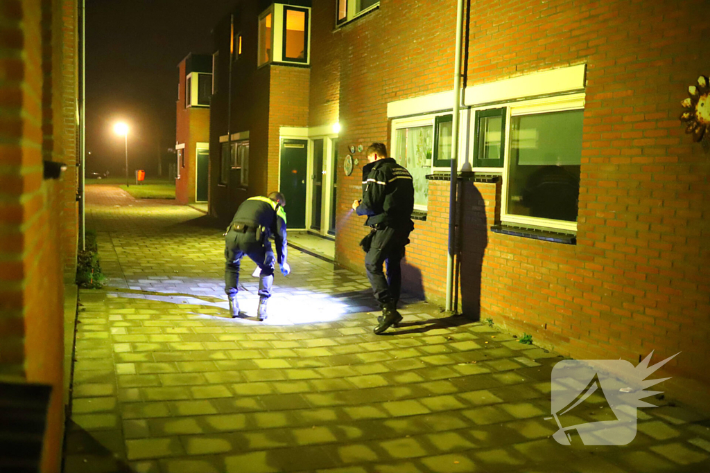 Explosie bij woning zorgt voor schade