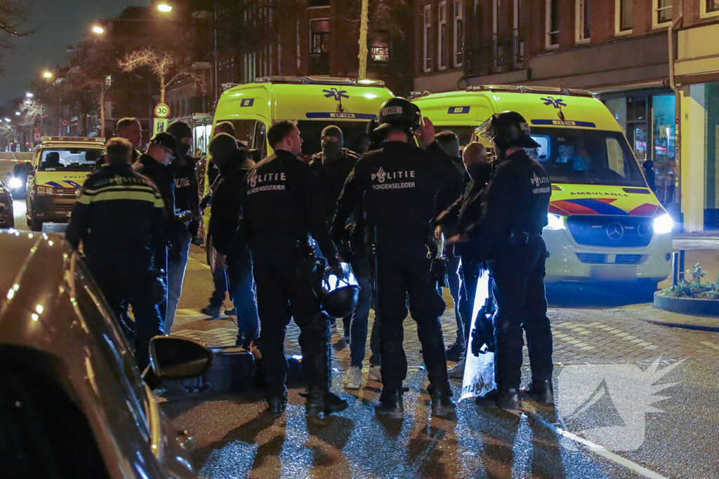 Arrestatieteam ingezet voor persoon op dak van woning