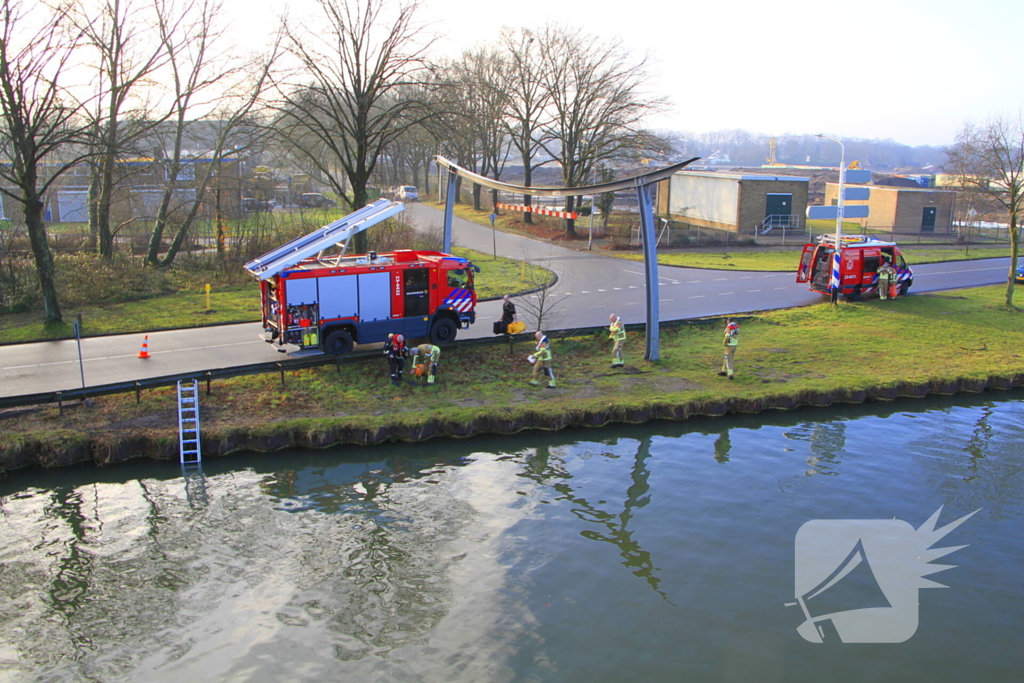 Fiets aangetroffen op spoorbrug, grote zoektocht in water