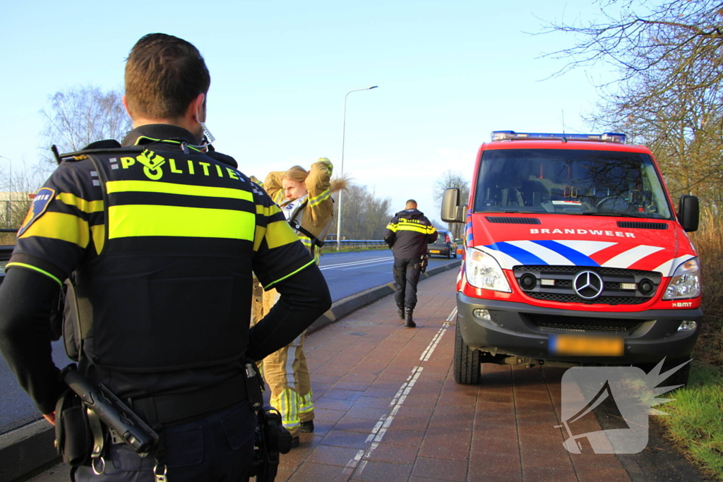 Fiets aangetroffen op spoorbrug, grote zoektocht in water