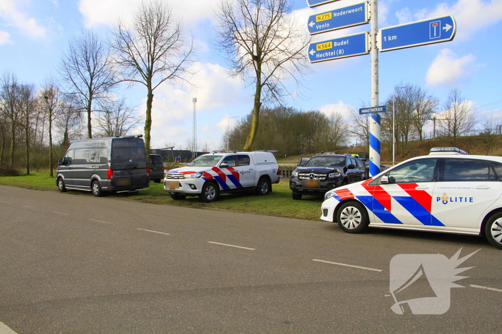Fiets aangetroffen op spoorbrug, grote zoektocht in water