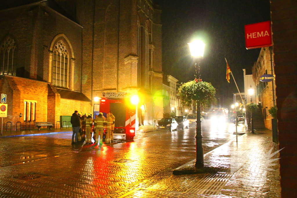 Brandweer groots ingezet voor mogelijke brand in kerk