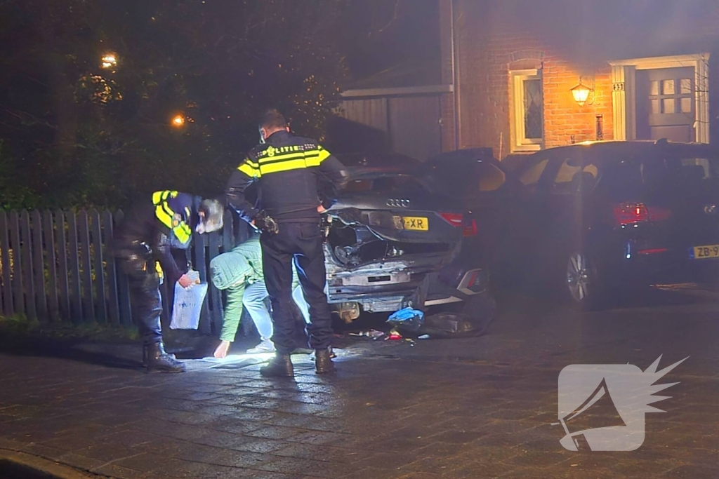 Brandstichting op oprit, auto gaat in vlammen op
