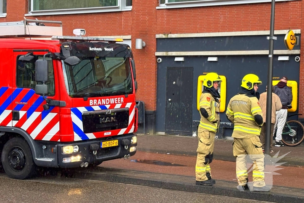 Mogelijke gaslucht doet kantoor ontruimen