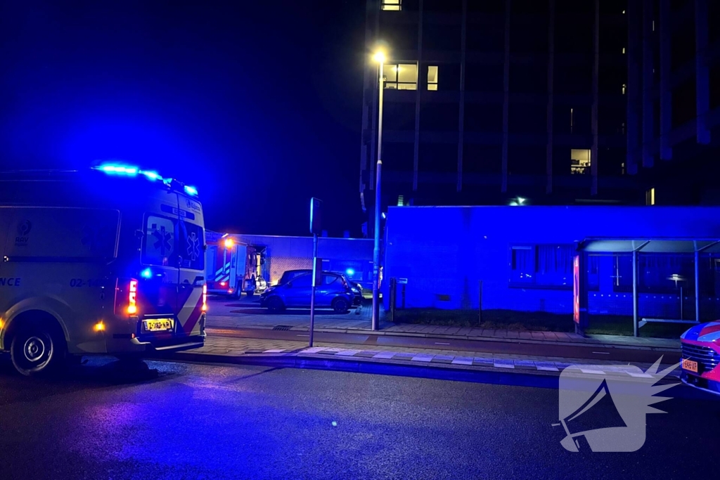 Hulpdiensten ingezet voor brand in flatwoning