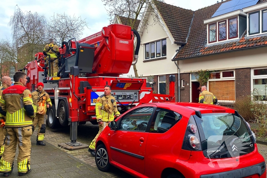 Schoorsteen gecontroleerd na brandmelding