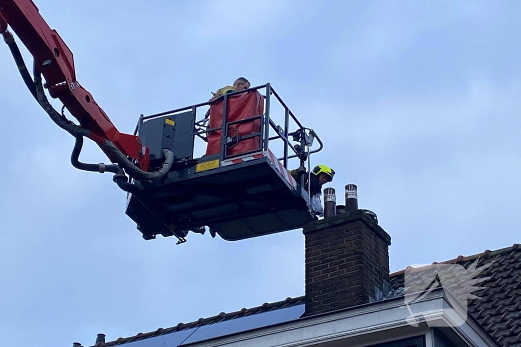 Schoorsteen gecontroleerd na brandmelding