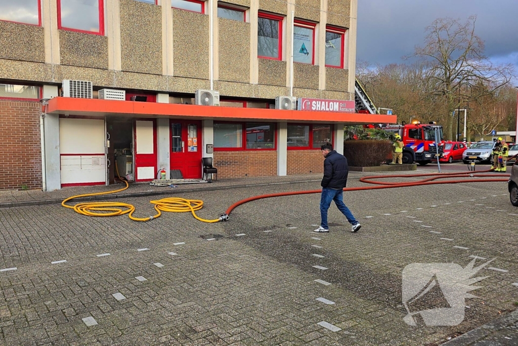 Brand in restaurant zorgt voor grote inzet van brandweer