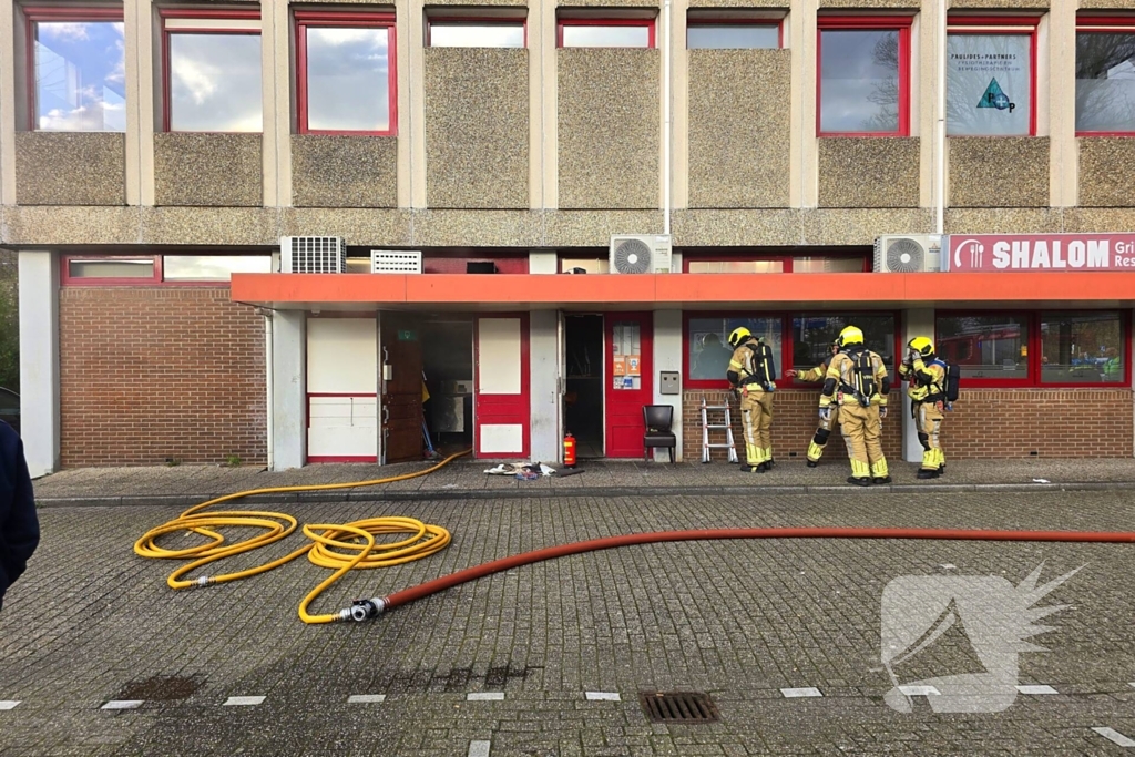 Brand in restaurant zorgt voor grote inzet van brandweer