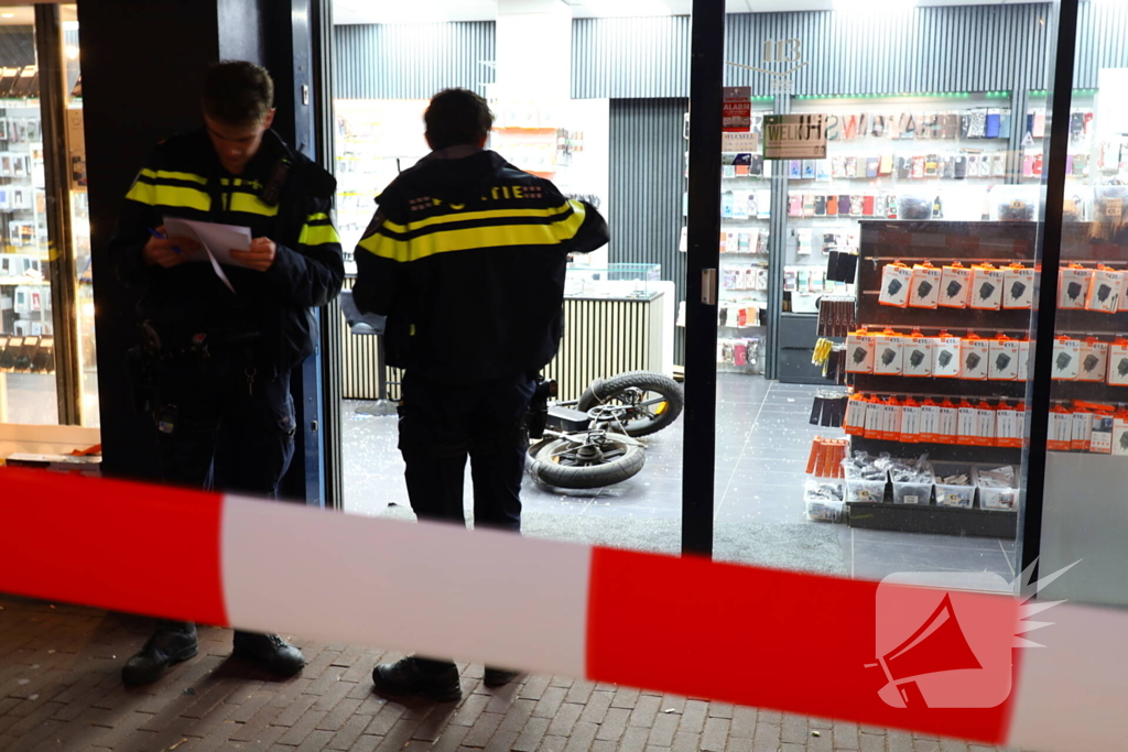 Onderzoek naar gewapende overal bij telefoonzaak