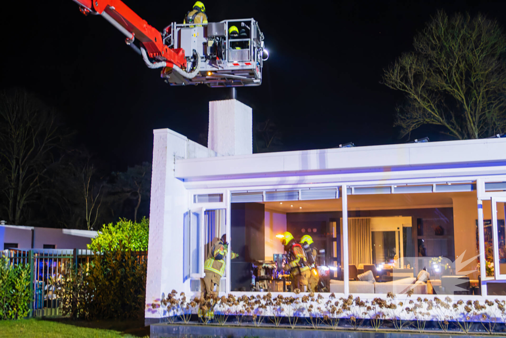 Bluswerkzaamheden rond brand in schoorsteen