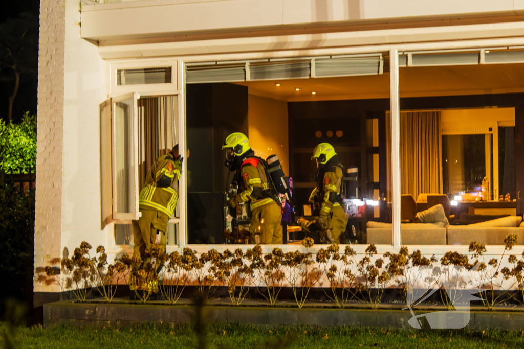 Bluswerkzaamheden rond brand in schoorsteen