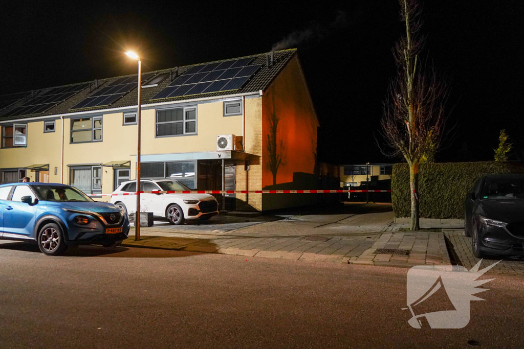 Explosie bij woonhuis, grote inzet hulpdiensten